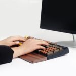 Walnut Wooden Ergonomic Keyboard Wrist Rest For 61 keys 87 104 keys with Anti-Slip Mat Pad For Gaming Keyboard For PC Type Gamer 4
